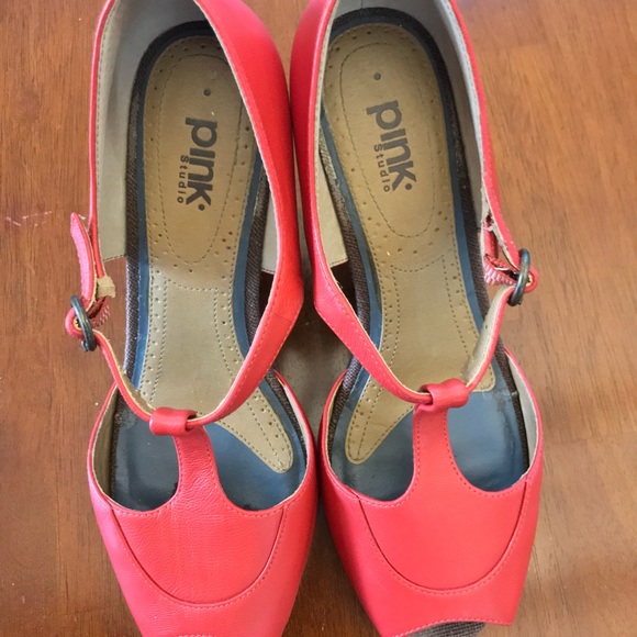 Pink Studio Orange Wedge Sandals - Picture 3 of 11